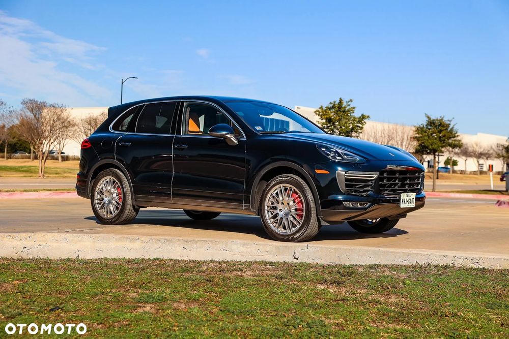 Porsche Cayenne - 8