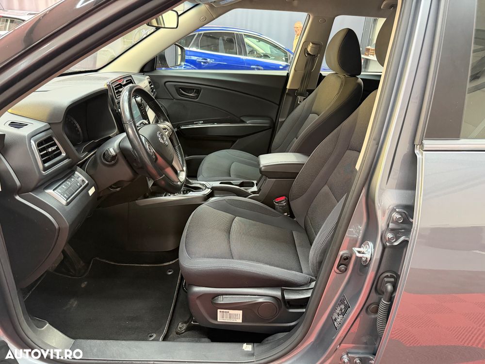 SsangYong Tivoli - 10