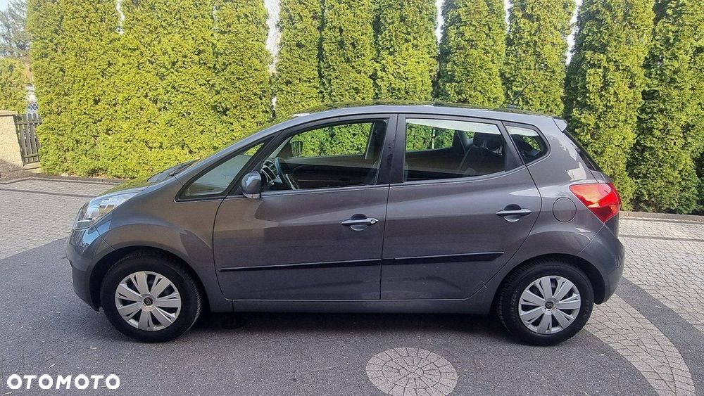 Kia Venga - 3