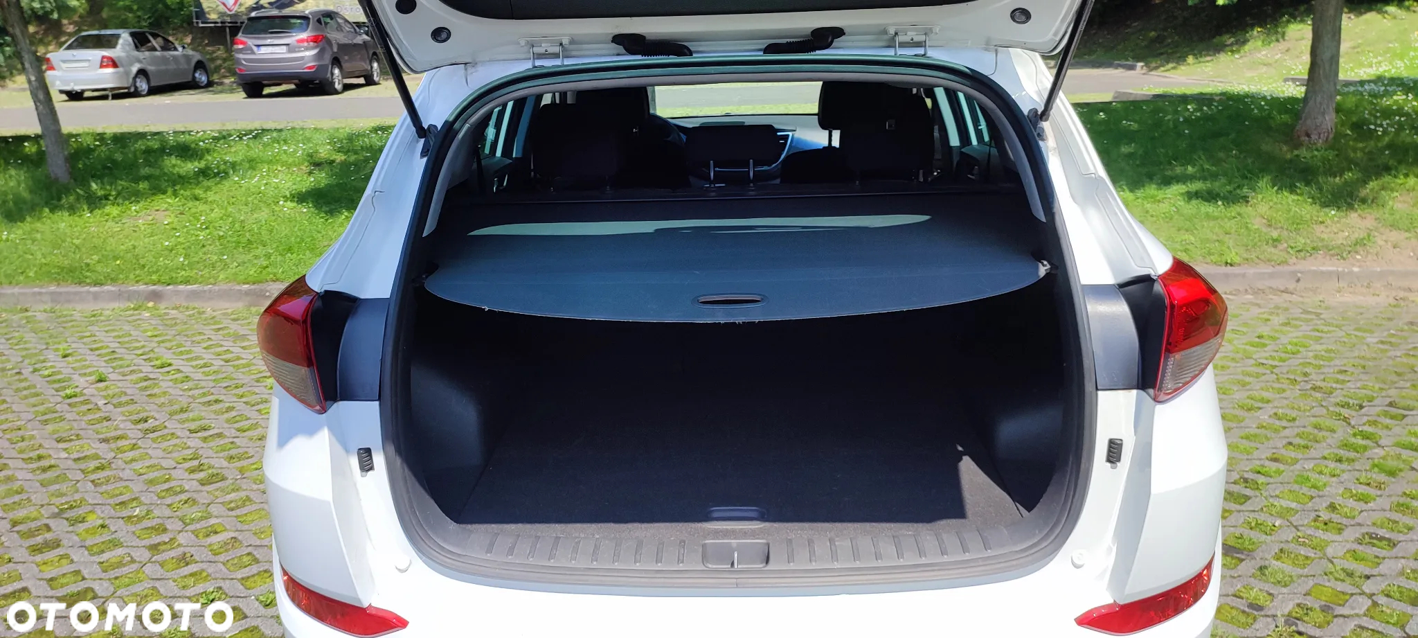 Hyundai Tucson 1.6 GDI BlueDrive Comfort 2WD - 16