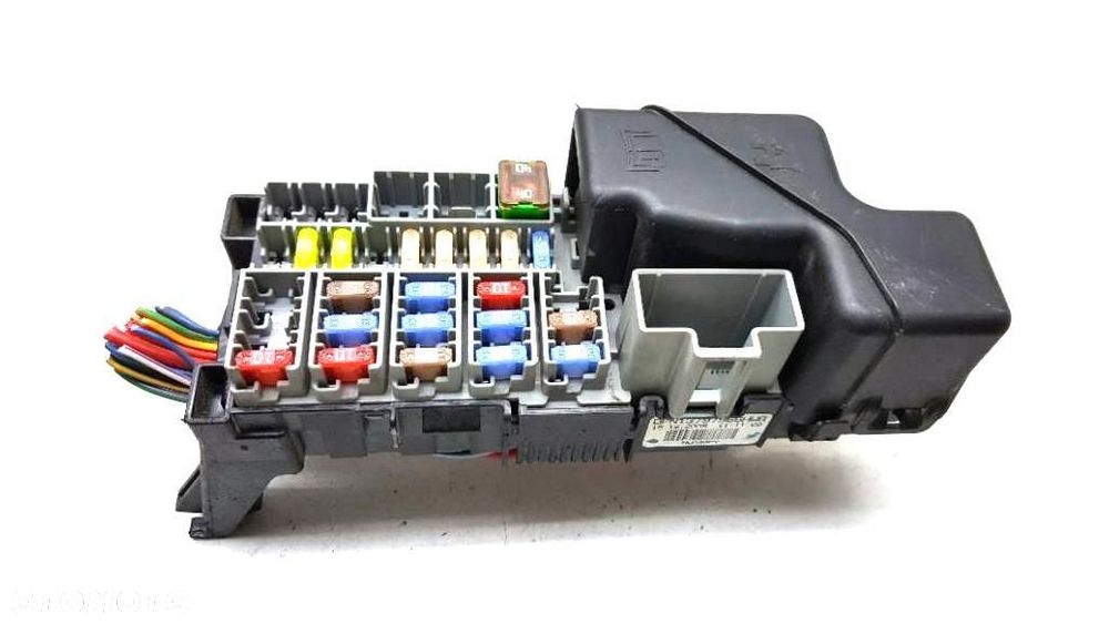 SKRZYNKA BEZPIECZNIKÓW MODUŁ VOLVO XC60 2.4 D5 EU - 1