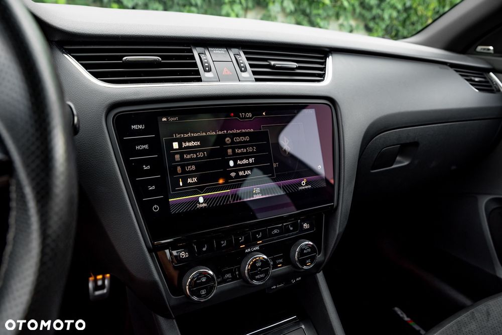 Skoda Octavia 2.0 TSI RS - 16