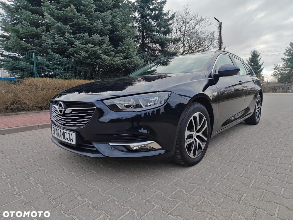 Opel Insignia - 1