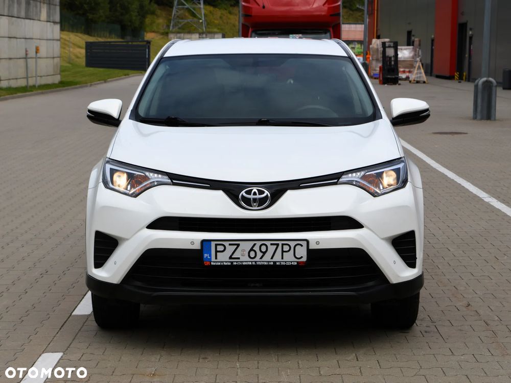 Toyota RAV4 2.0 D-4D Premium 4x2 - 34