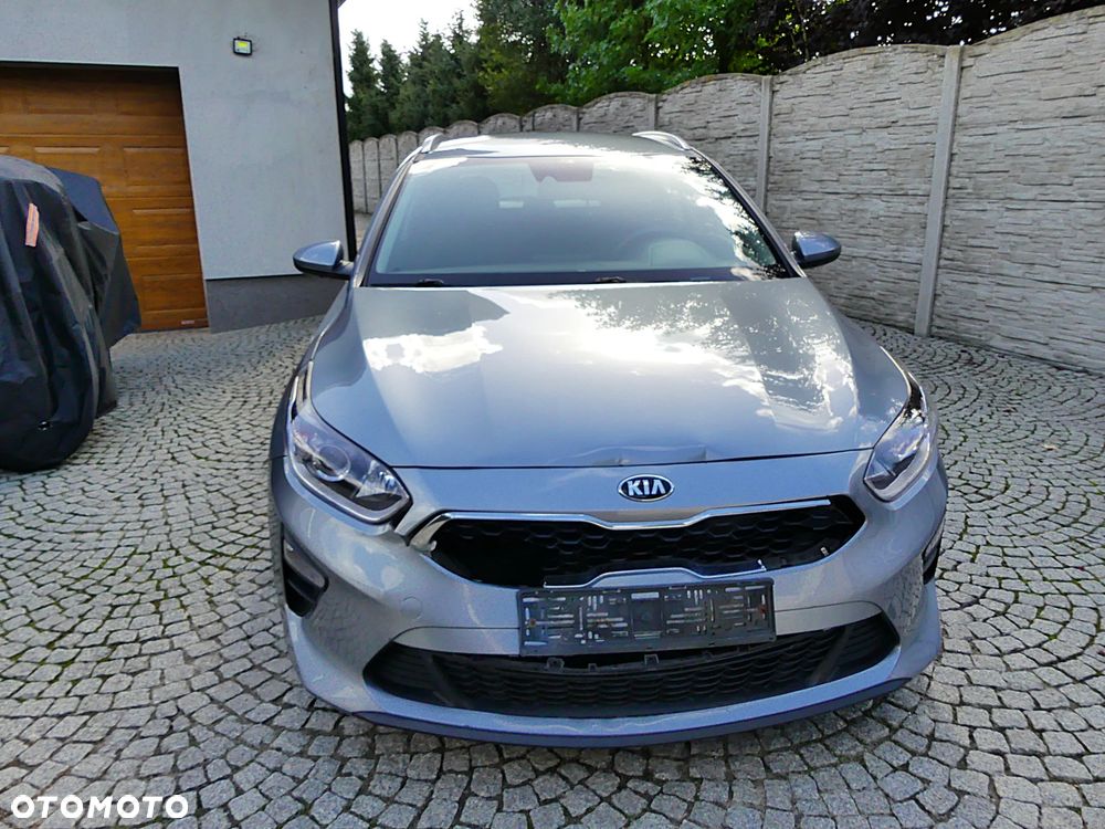 Kia Ceed - 3