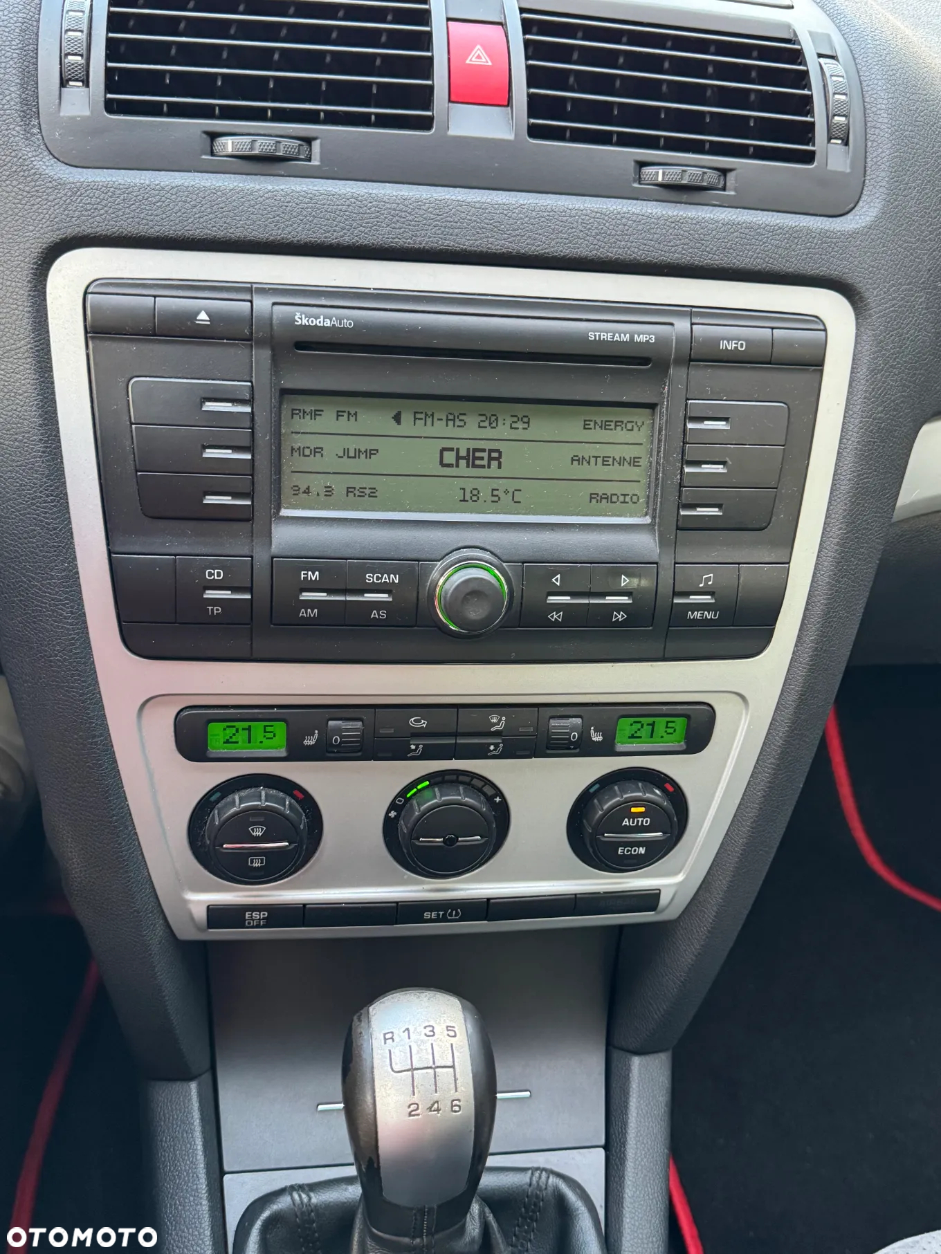 Skoda Octavia Combi 2.0 TDI DPF RS - 12