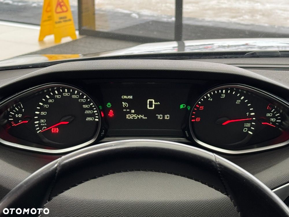 Peugeot 308 1.5 BlueHDi Active S&S - 16