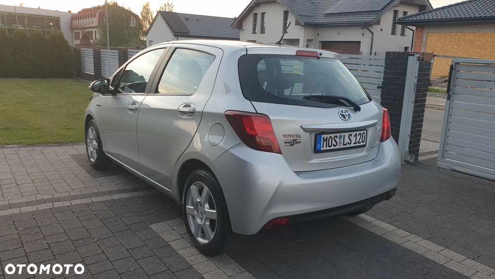 Toyota Yaris - 6
