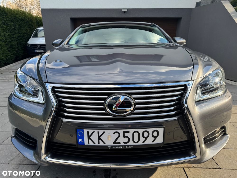 Lexus LS 460 Elite - 2