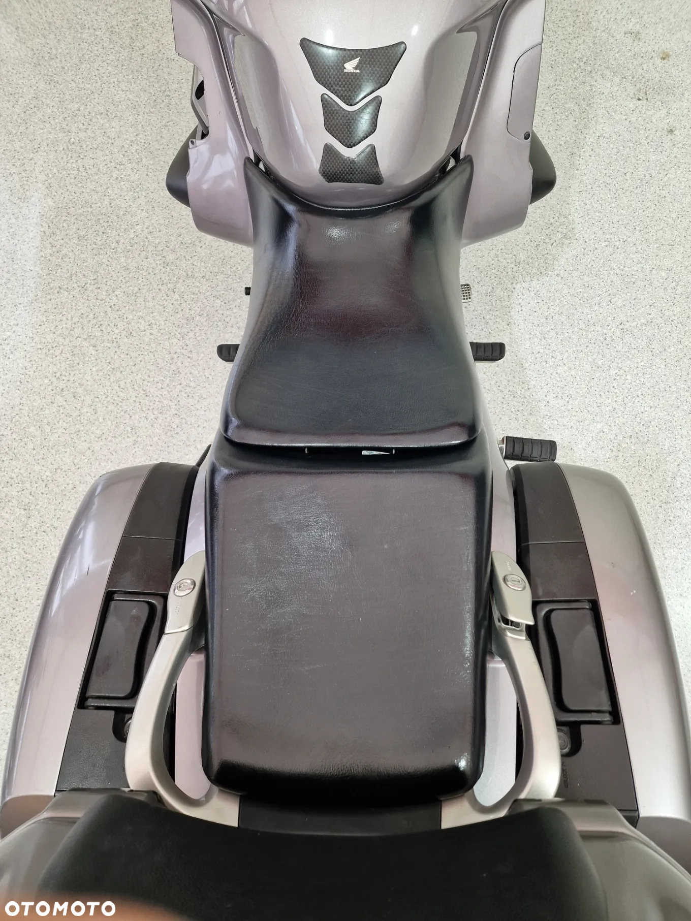 Honda ST - 25