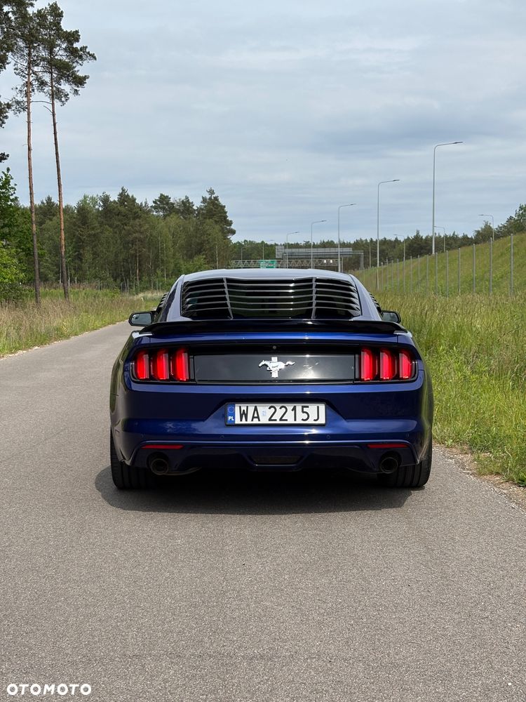 Ford Mustang 3.7 V6 - 6