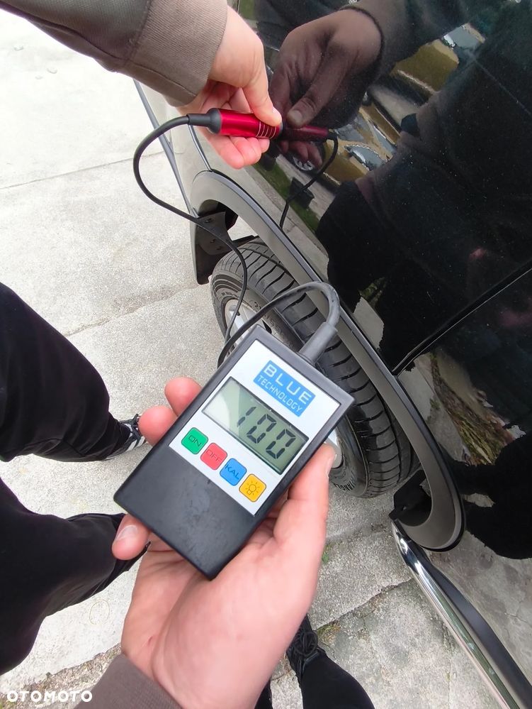 Nissan X-Trail 2.0 dCi 4x4 DPF Platinum - 37