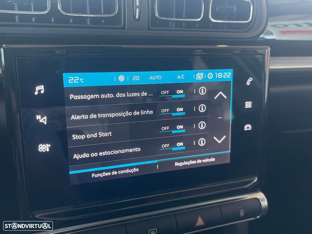 Citroën C3 1.2 PureTech Shine - 17