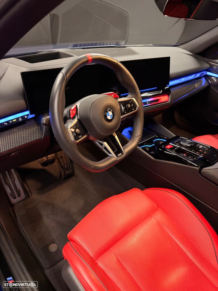 BMW M5 xDrive - 8