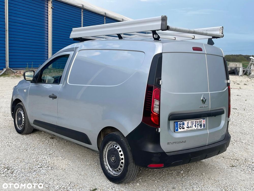Renault Express - 7