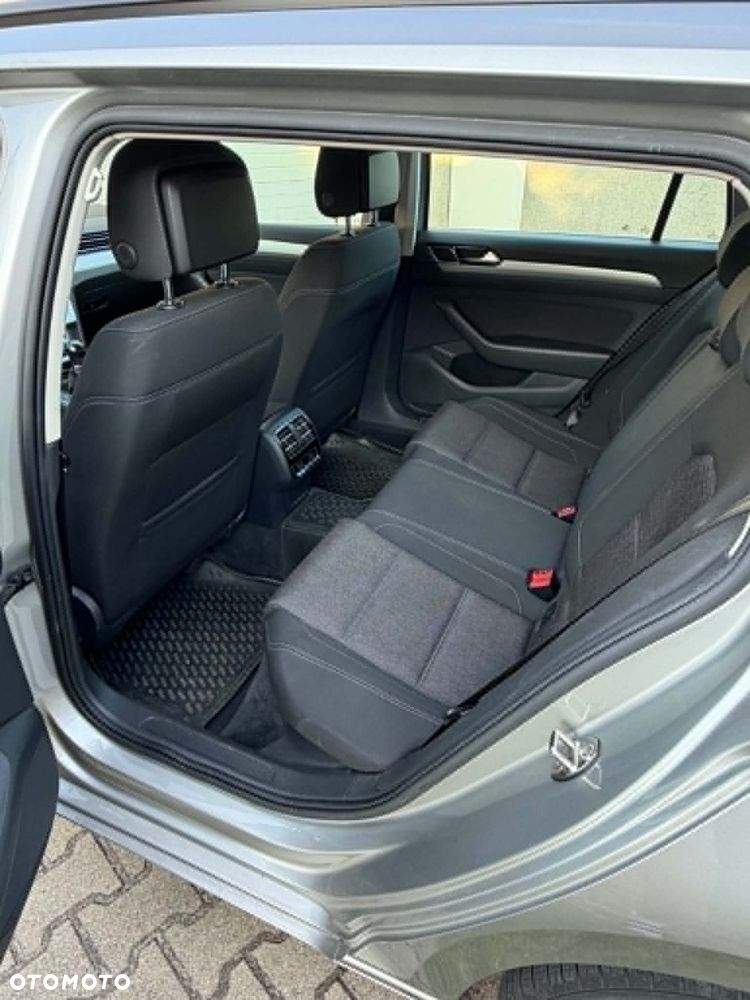 Volkswagen Passat 2.0 TDI BMT Comfortline - 6