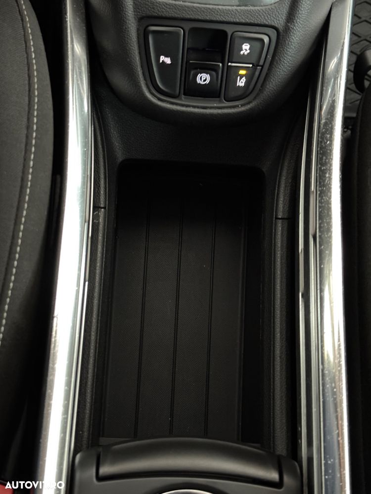 Opel Zafira 2.0 D (CDTI) Automatik Edition - 38