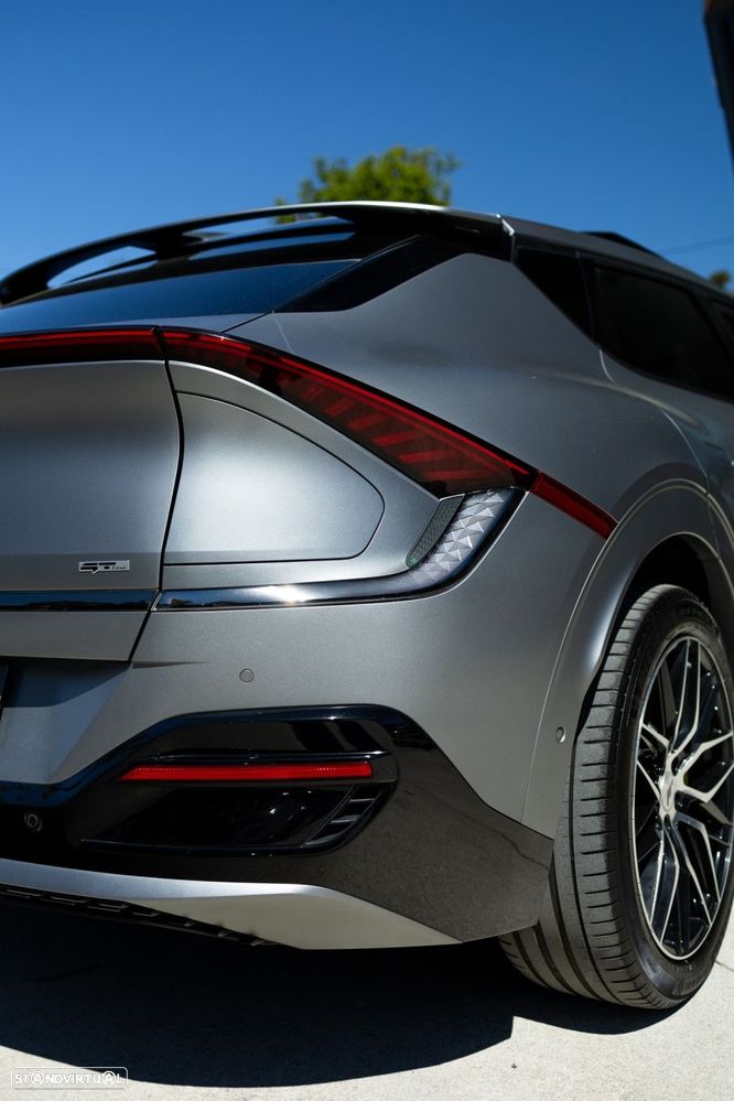 Kia EV6 77.4 kWh GT-Line+SRF - 28