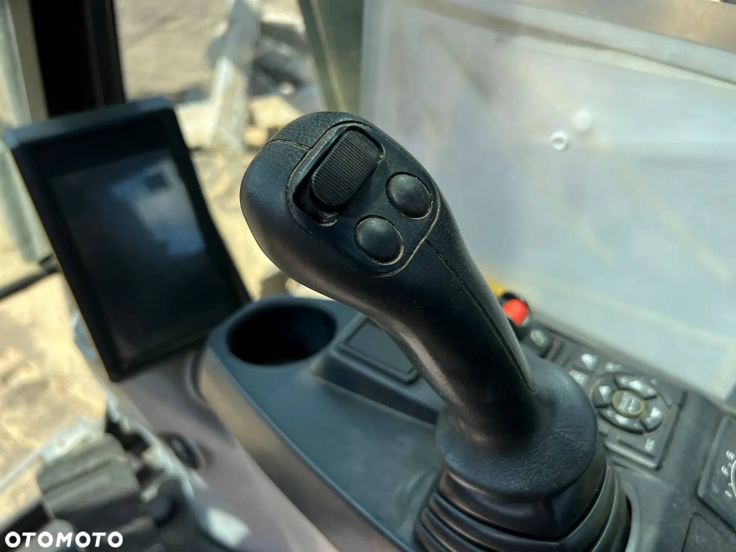 Volvo EC220 DL - 35