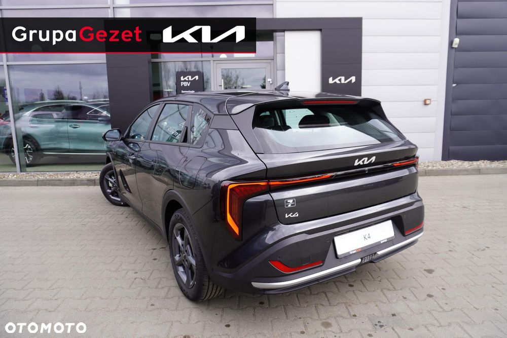 Kia K4 - 4