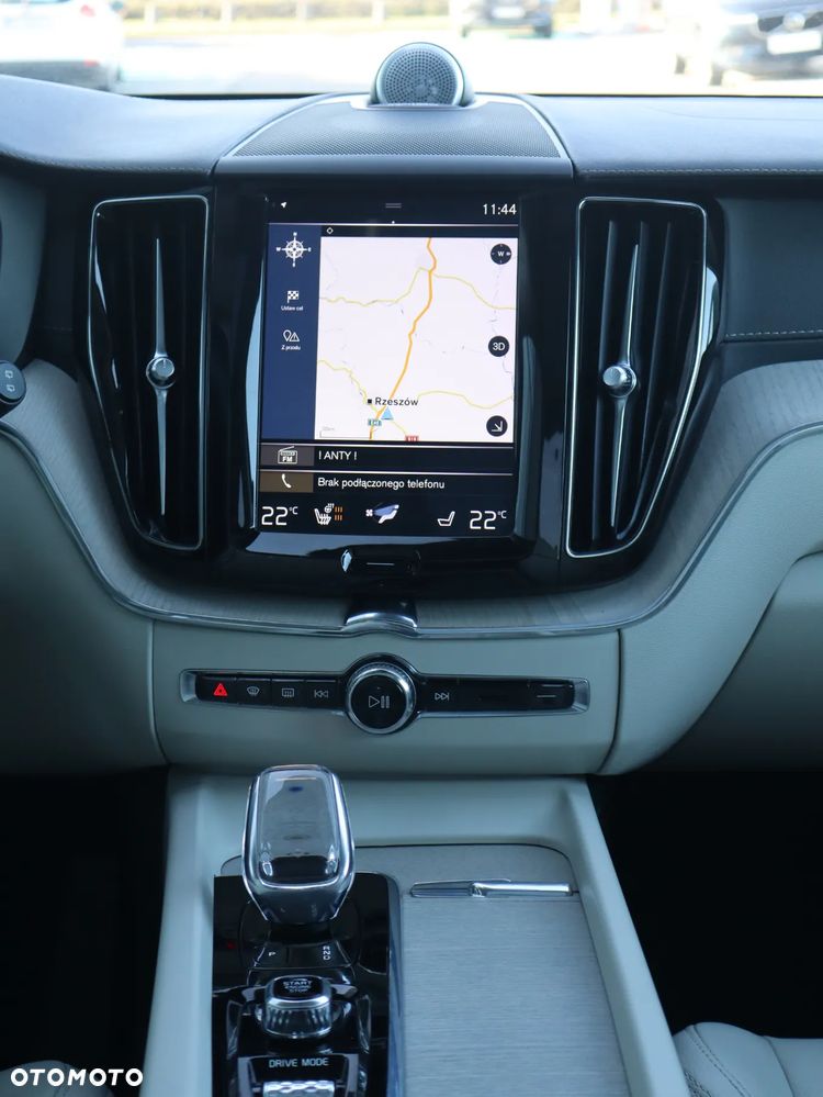 Volvo XC 60 B6 B AWD Inscription - 12