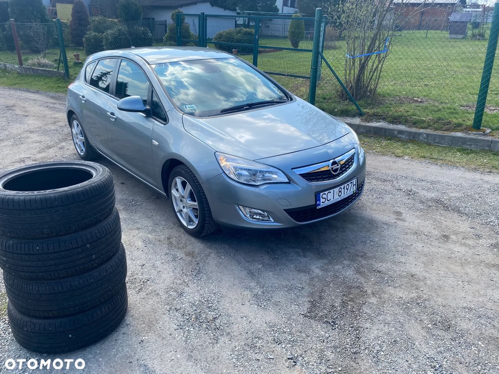 Opel Astra 1.4 Turbo - 1