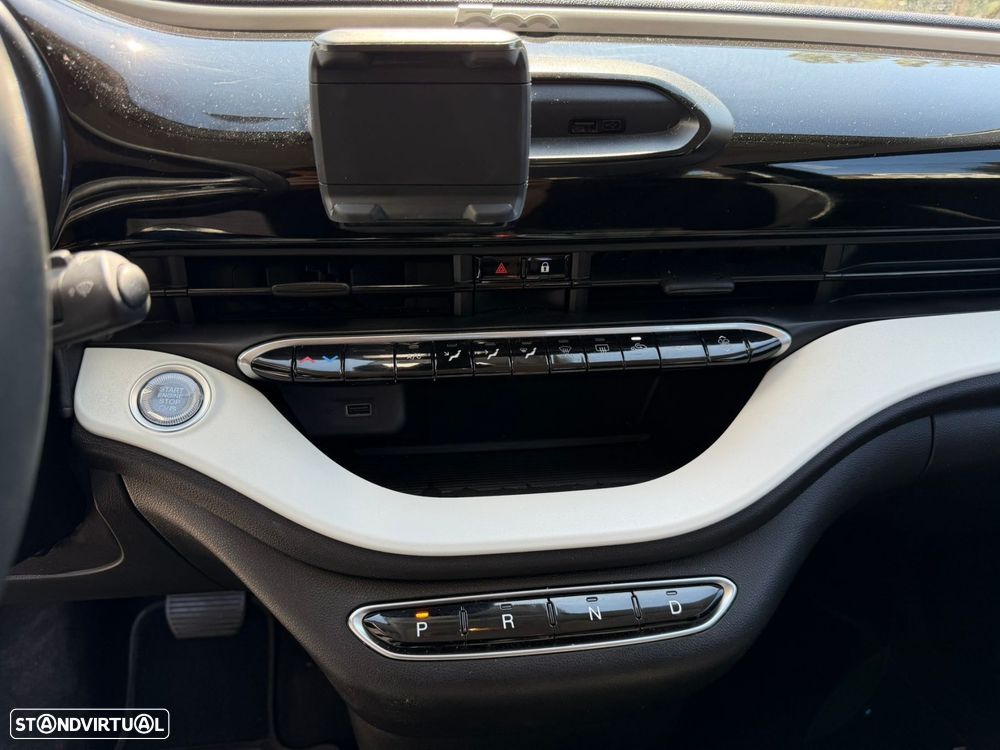 Fiat 500e — fotografia 35