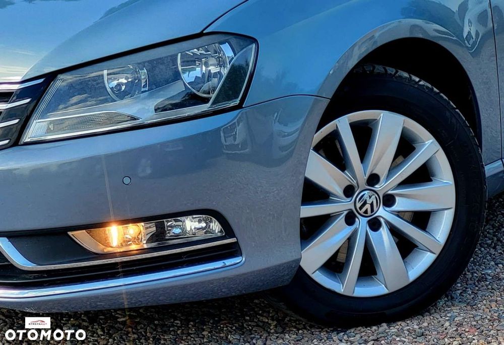 Volkswagen Passat - 26