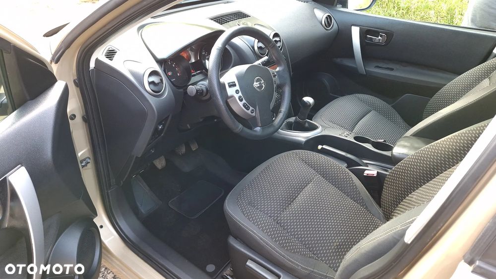 Nissan Qashqai 1.6 acenta - 17