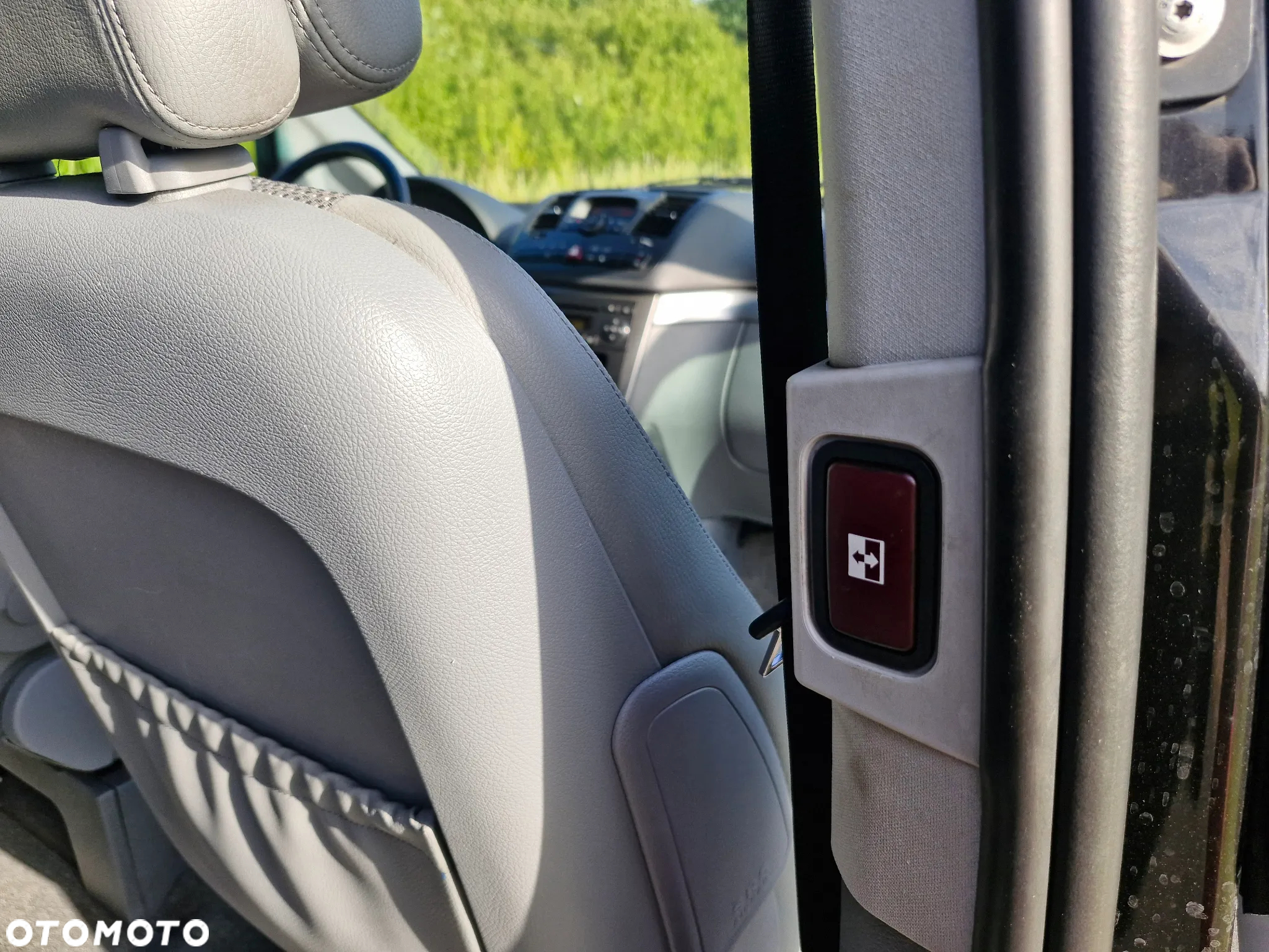 Mercedes-Benz Viano - 16
