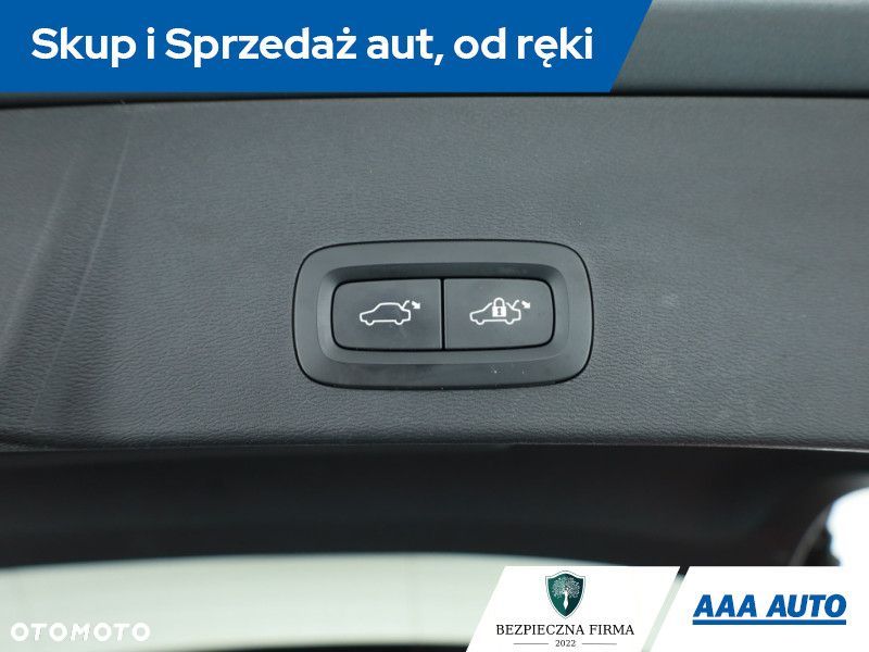 Volvo XC 40 - 15