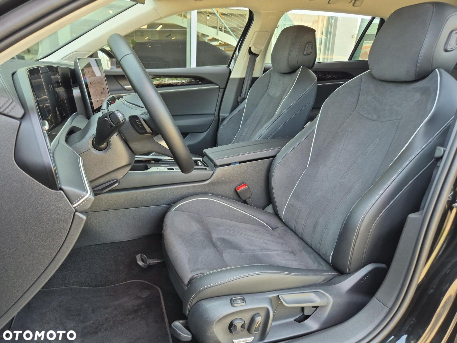 Volkswagen Passat 2.0 TDI EVO Elegance DSG - 11