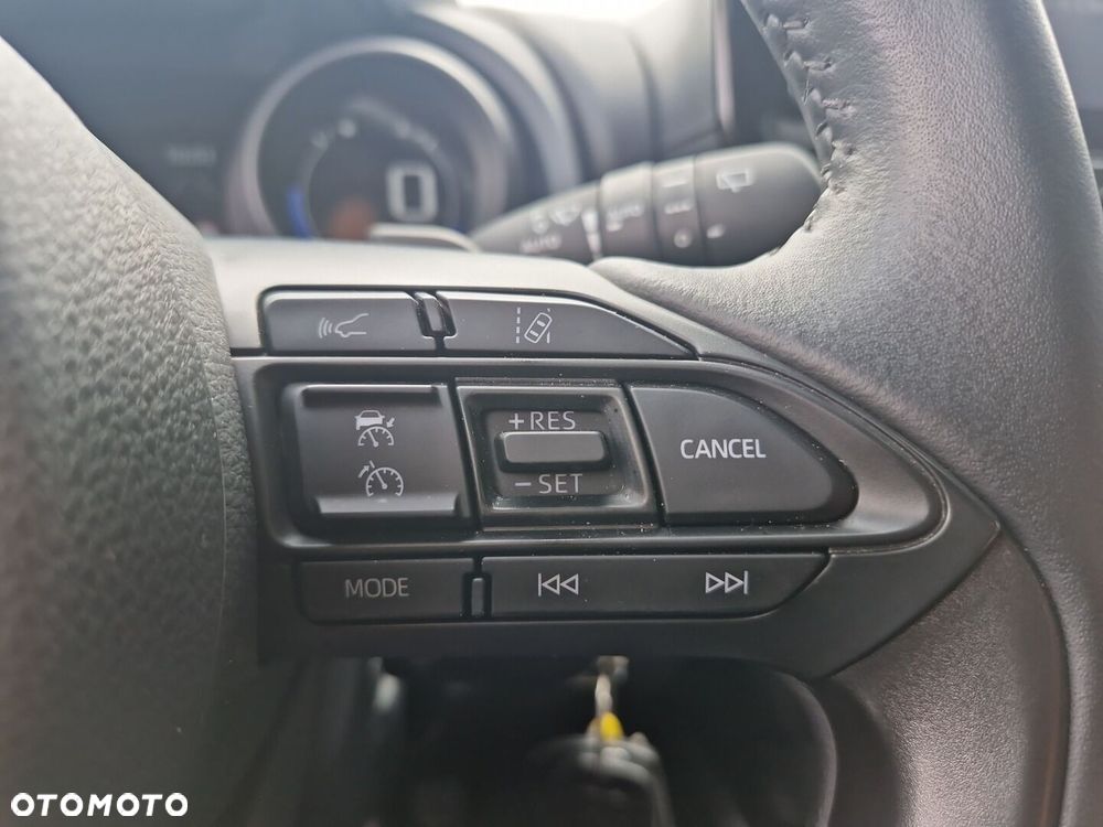 Toyota Yaris 1.5 Comfort CVT - 24