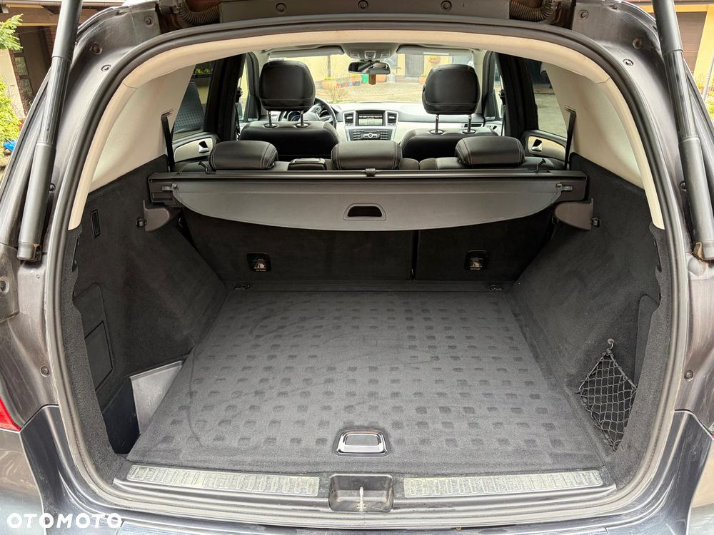 Mercedes-Benz ML 350 BlueTEC 4-Matic - 15