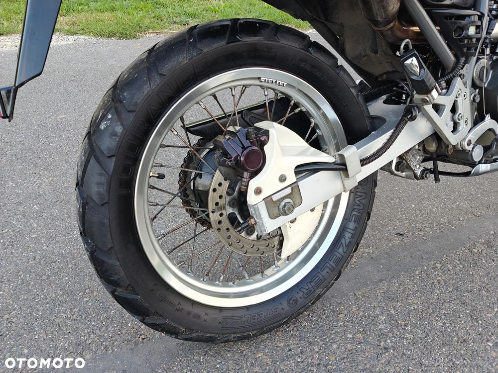 Kawasaki KLR - 13