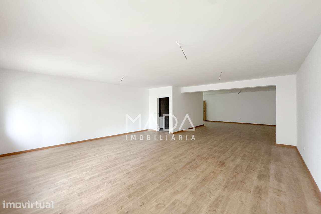 RENOVADOS Escritórios com boas áreas em Maximinos, Braga - Grande imagem: 4/20