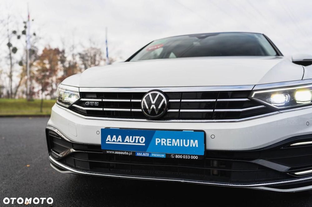 Volkswagen Passat - 7