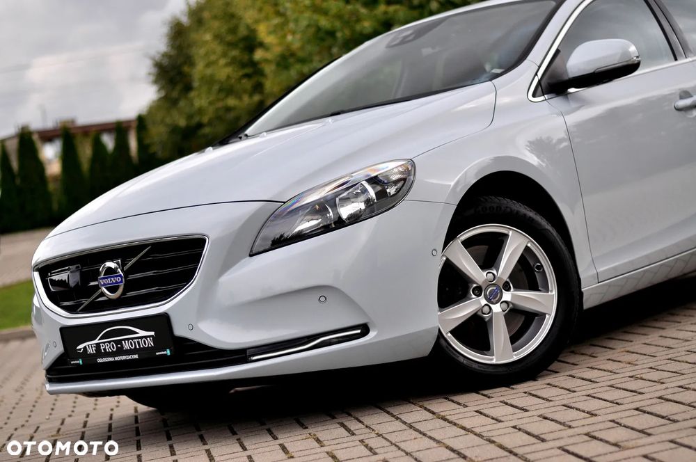 Volvo V40 D3 Inscription - 7