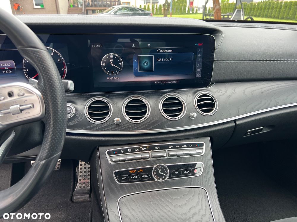 Mercedes-Benz Klasa E 200 4-Matic 9G-TRONIC - 14