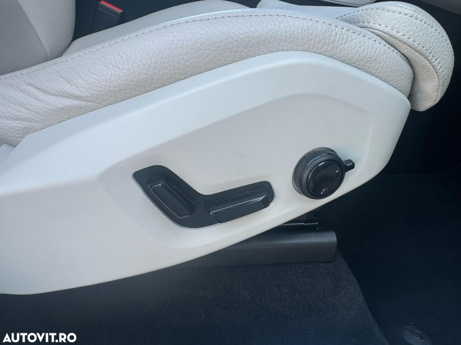 Volvo XC 90 T8 AWD Recharge Geartronic Inscription - 15