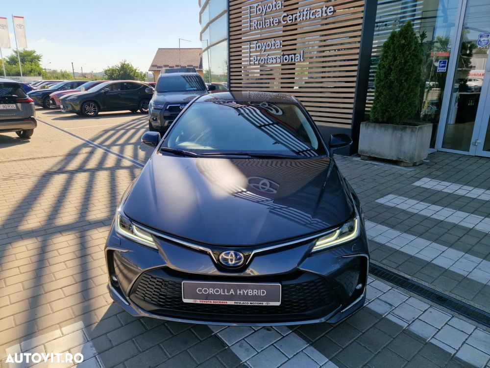 Toyota Corolla 1.8 HSD Dynamic - 3