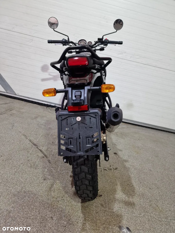 Royal Enfield Inny - 33