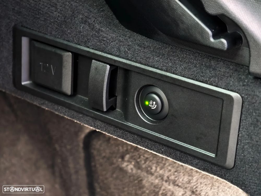 BMW 318 d Aut. M Sport - 15