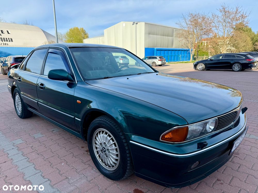 Mitsubishi Sigma - 10