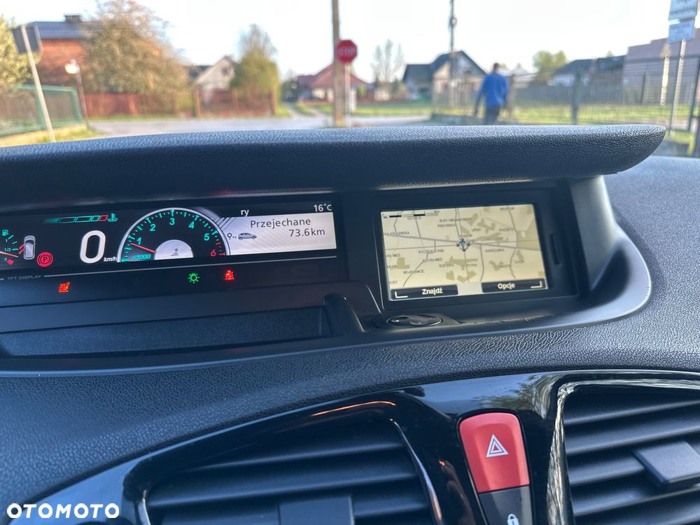 Renault Scenic - 17