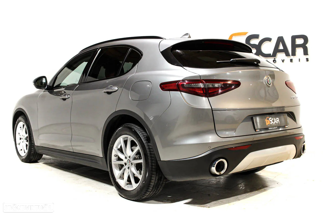 Alfa Romeo Stelvio 2.2 D Super AT8 - 4