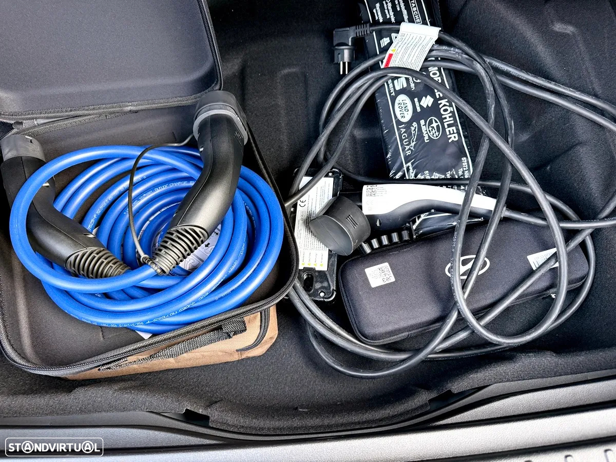 Hyundai Kauai EV 65.4 kWh Premium (TT) - 38