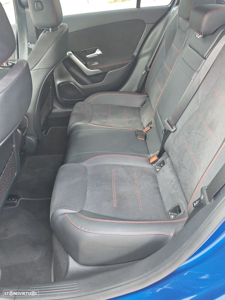 Mercedes-Benz A 250 Limousine e AMG Line - 16