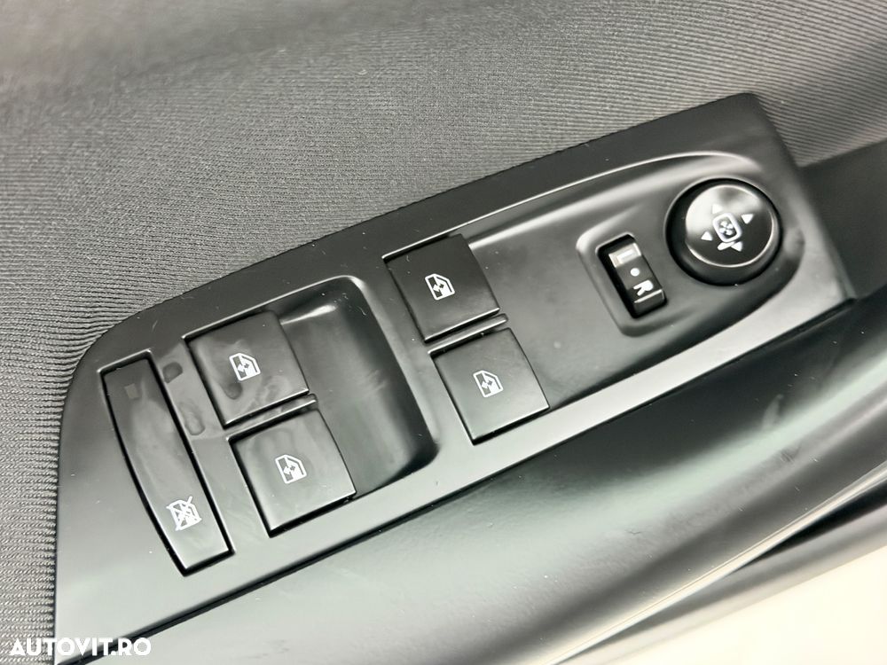 Opel Astra 1.6 CDTI ECOTEC Dynamic - 12