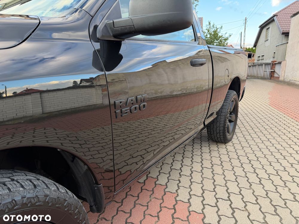 Dodge RAM - 10